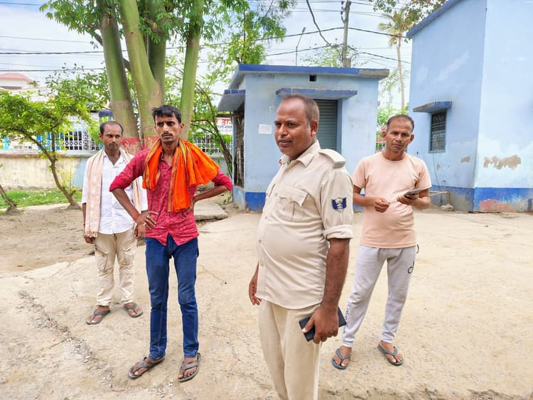 बुजुर्ग महिला की संदिग्ध हालत में मौत, परिजन लगा रहे हैं पीट-पीट कर हत्या का आरोप