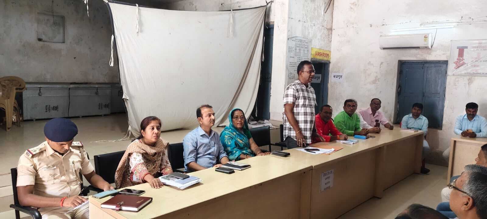 प्रखंड कार्यक्रम कार्यान्वयन समिति की पहली बैठक में विभिन्न विभागों की हुई समीक्षा