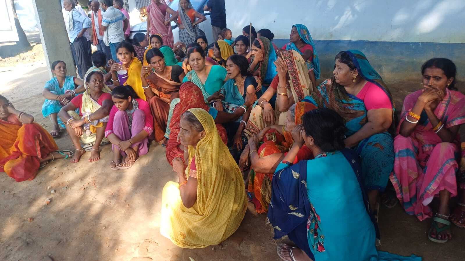 दहेज के लिए नवविवाहिता की हत्या