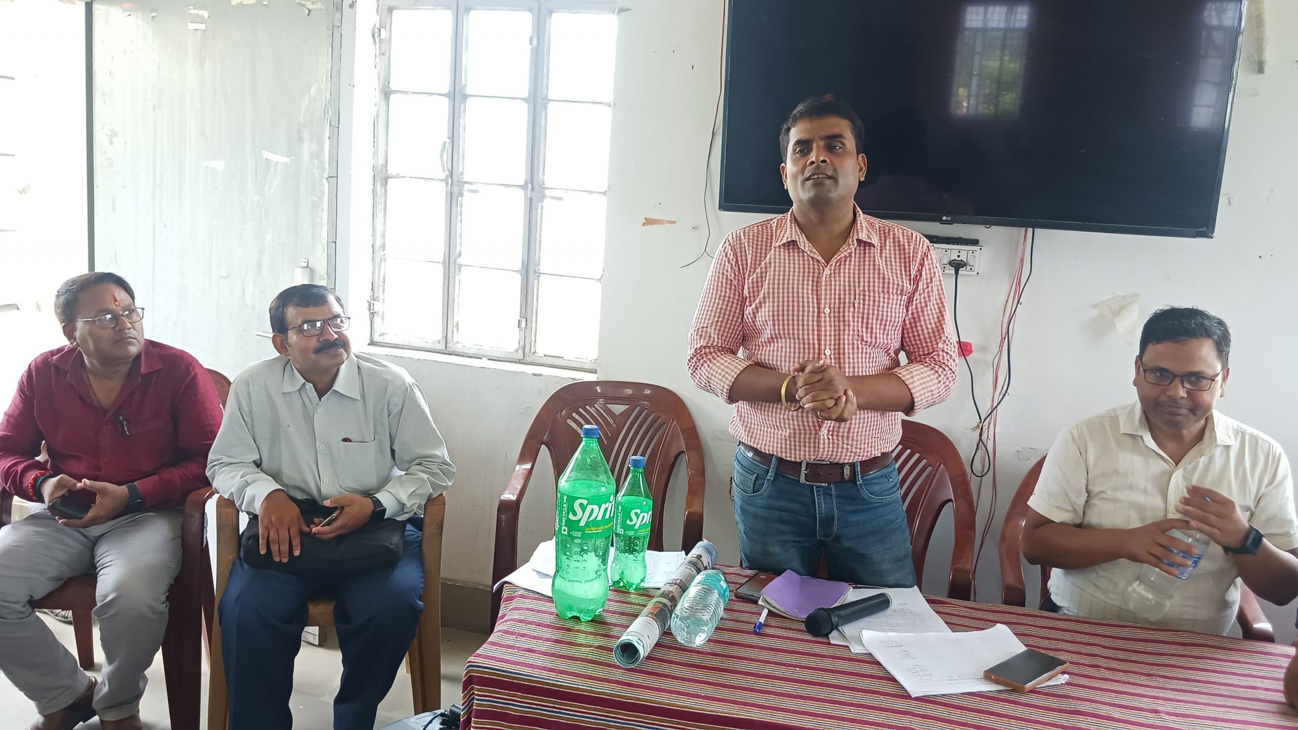 गुरु गोष्ठी के दौरान विद्यालय प्रधानों को मिला आवश्यक दिशा-निर्देश