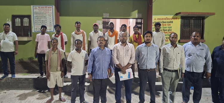 सफाई कर्मियों ने 15वें दिन समाप्त की हड़ताल, दिखे उत्साहित