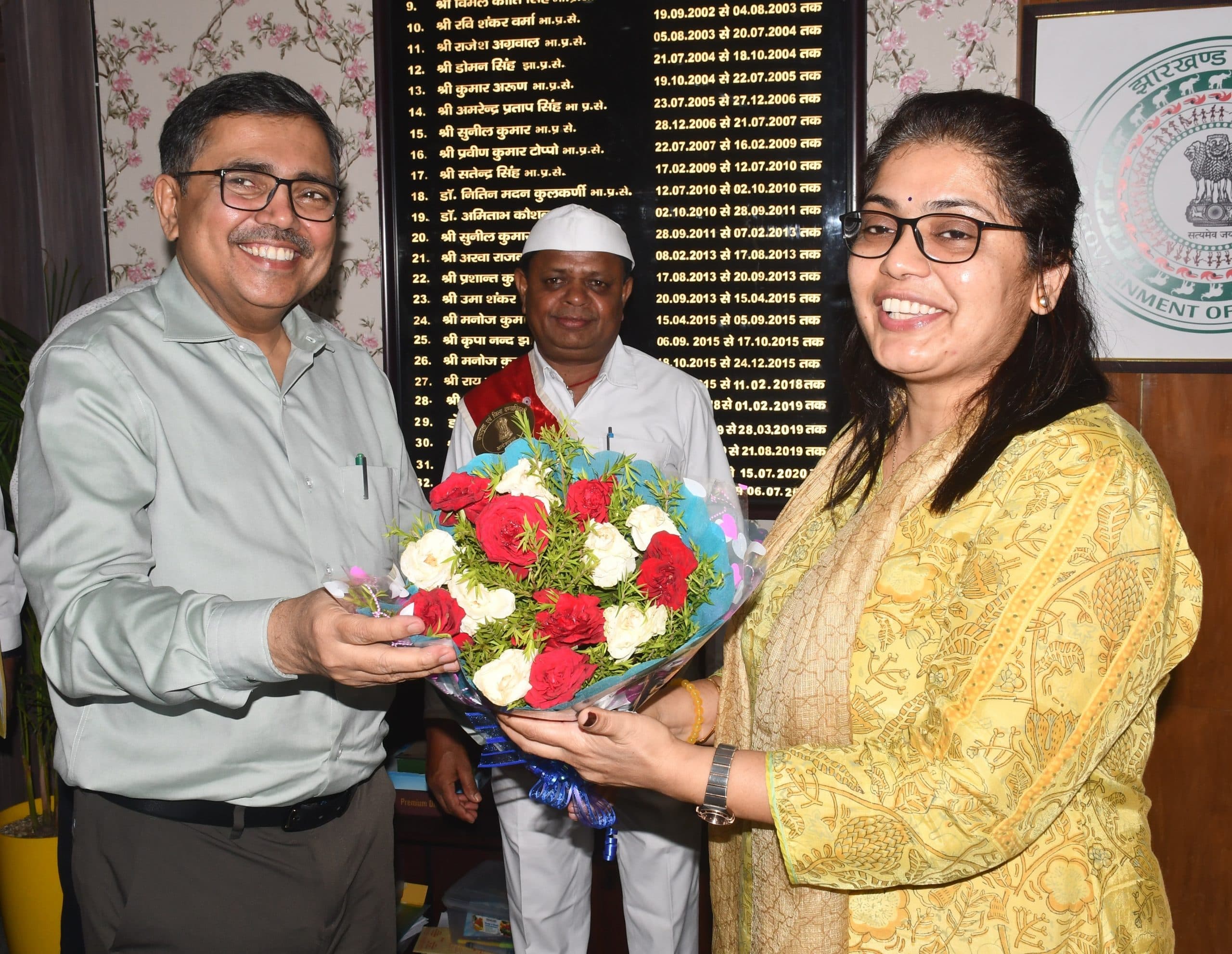 Bokaro News : योजनाओं को आम लोगों तक पहुंचाने का होगा प्रयास : डीसी