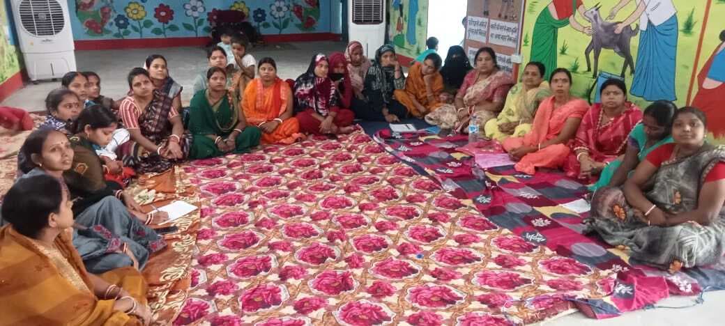 महिलाओं को सबल बनाने में आर्थिक मजबूती जरूरी