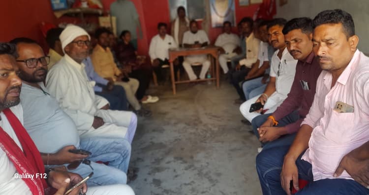 Giridih News : देश में दलितों, अल्पसंख्यकों, आदिवासियों व पिछड़ों पर हो रहे हैं हमले : राजकुमार