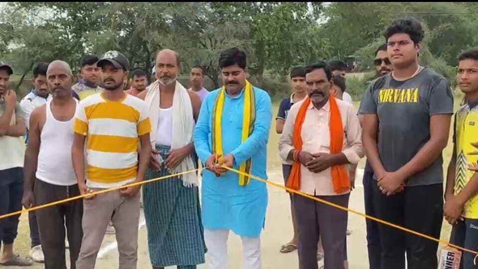 Samastipur News:क्रिकेट टूर्नामेंट के उद्घाटन मैच में जौनापुर विजयी