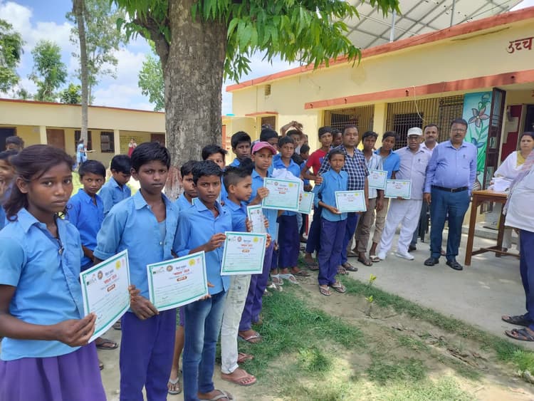 तीन दिवसीय संकुल स्तरीय खेल प्रतियोगिता का हुआ समापन