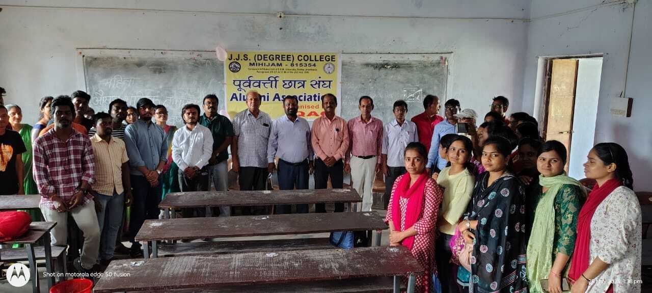 जेजेएस कॉलेज में पूर्ववर्ती छात्रों ने अपने अनुभवों को किया साझा