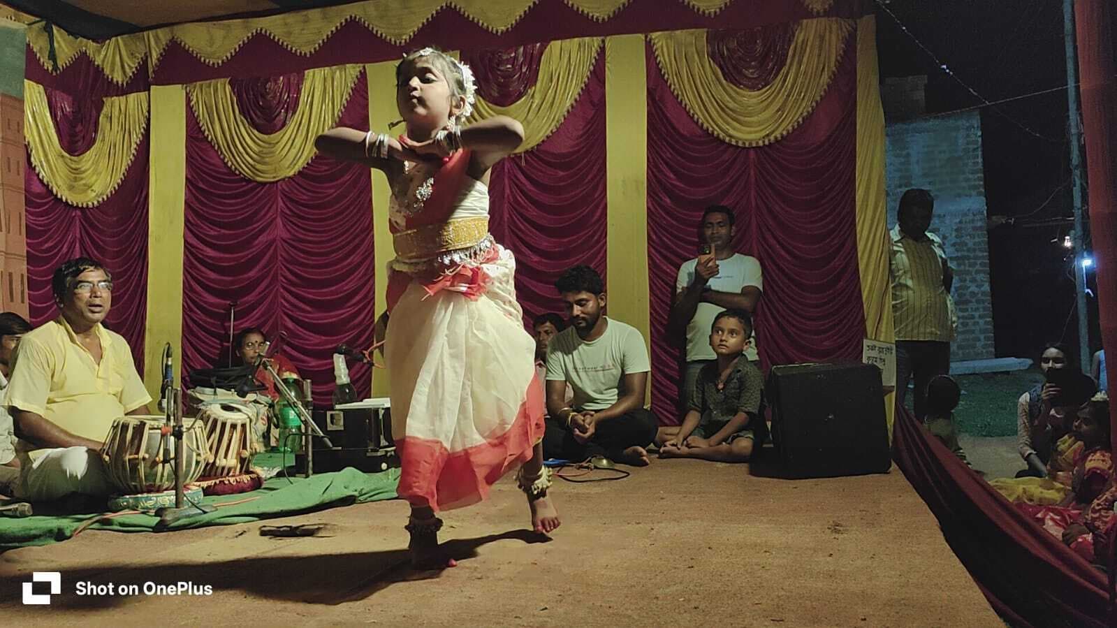 अंबा गांव के लोगों ने रवींद्र संगीत का लिया आनंद