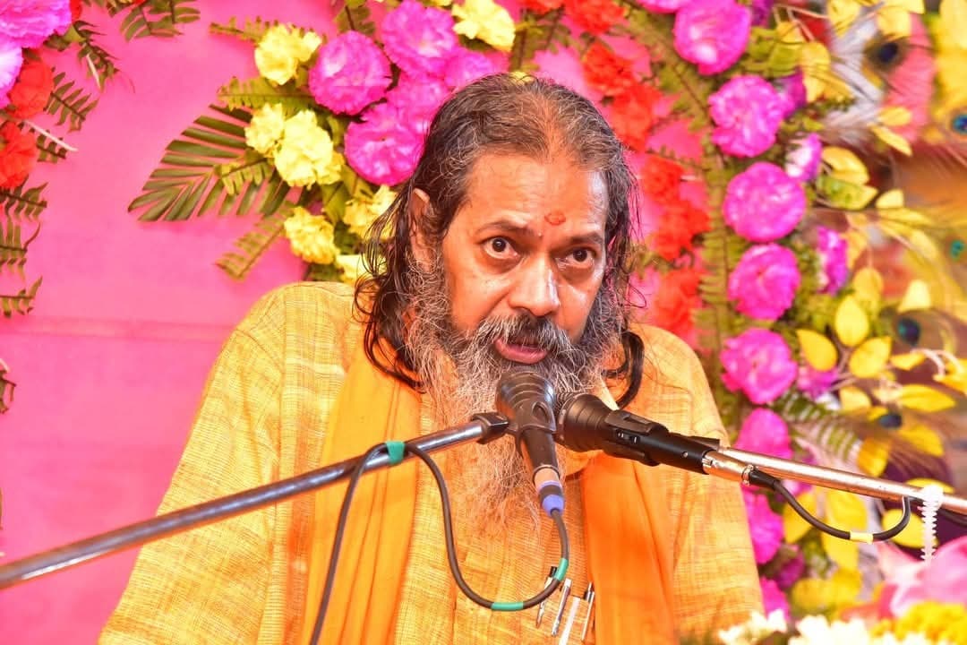 पुरानी ठाकुरबाड़ी में माता पार्वती समेत देवी देवताओं की प्रतिमाओं की हुई प्राण-प्रतिष्ठा