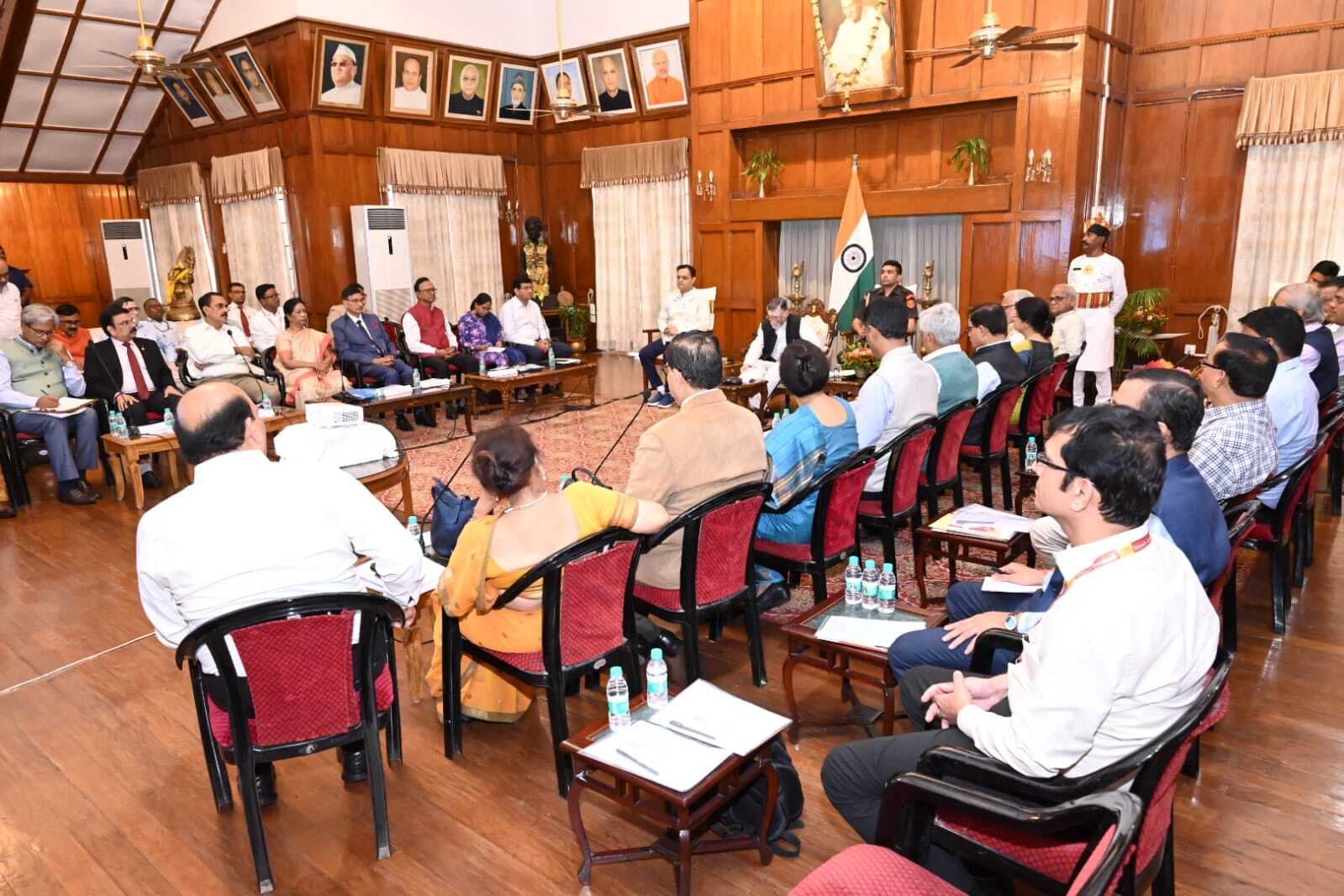 Ranchi news : सभी कुलपति राज्य में उच्च शिक्षा में सुधार के लिए साथ दें : गवर्नर