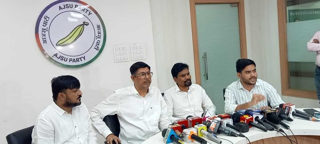 Political News : पेसा पर आदिवासियों को गुमराह करना बंद करें : आजसू