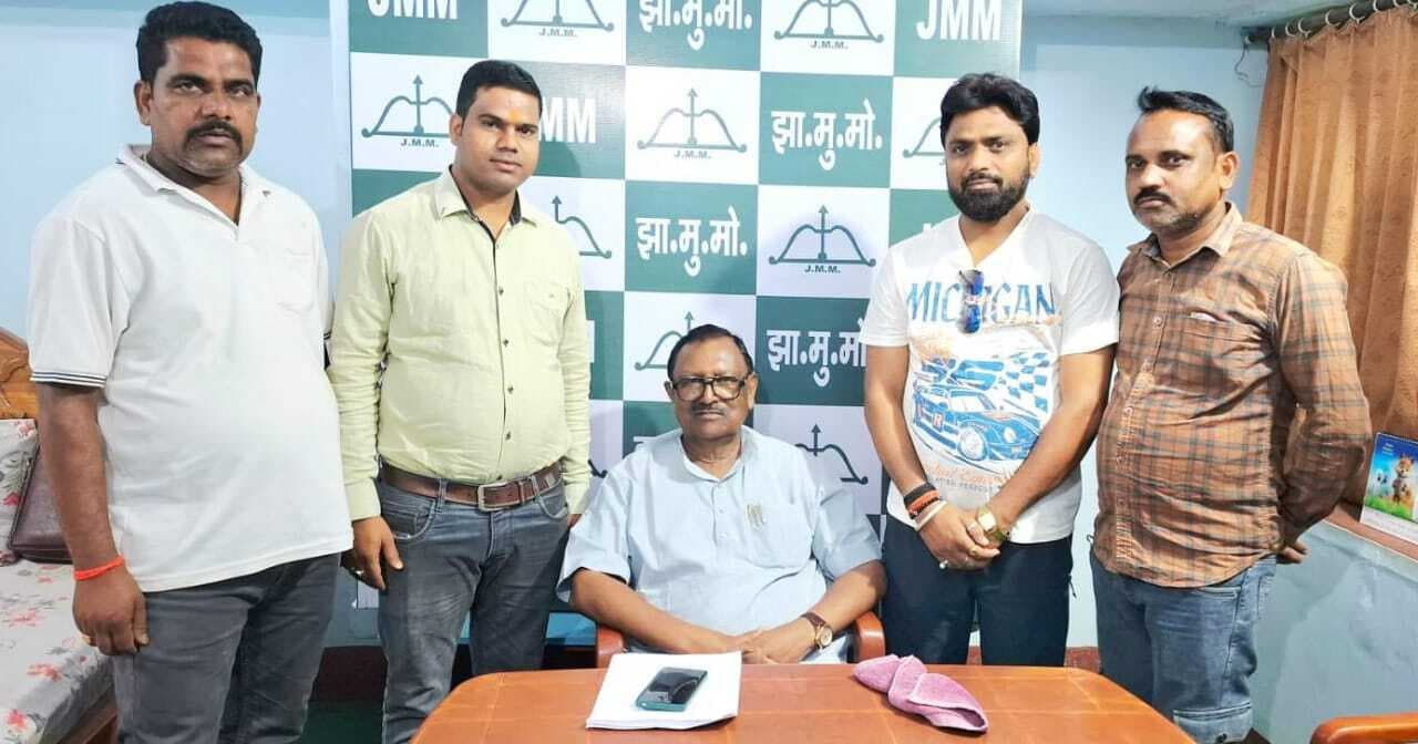 सांसद से मिला प्रतिनिधिमंडल, कोयला डंपिंग यार्ड हटाने की मांग