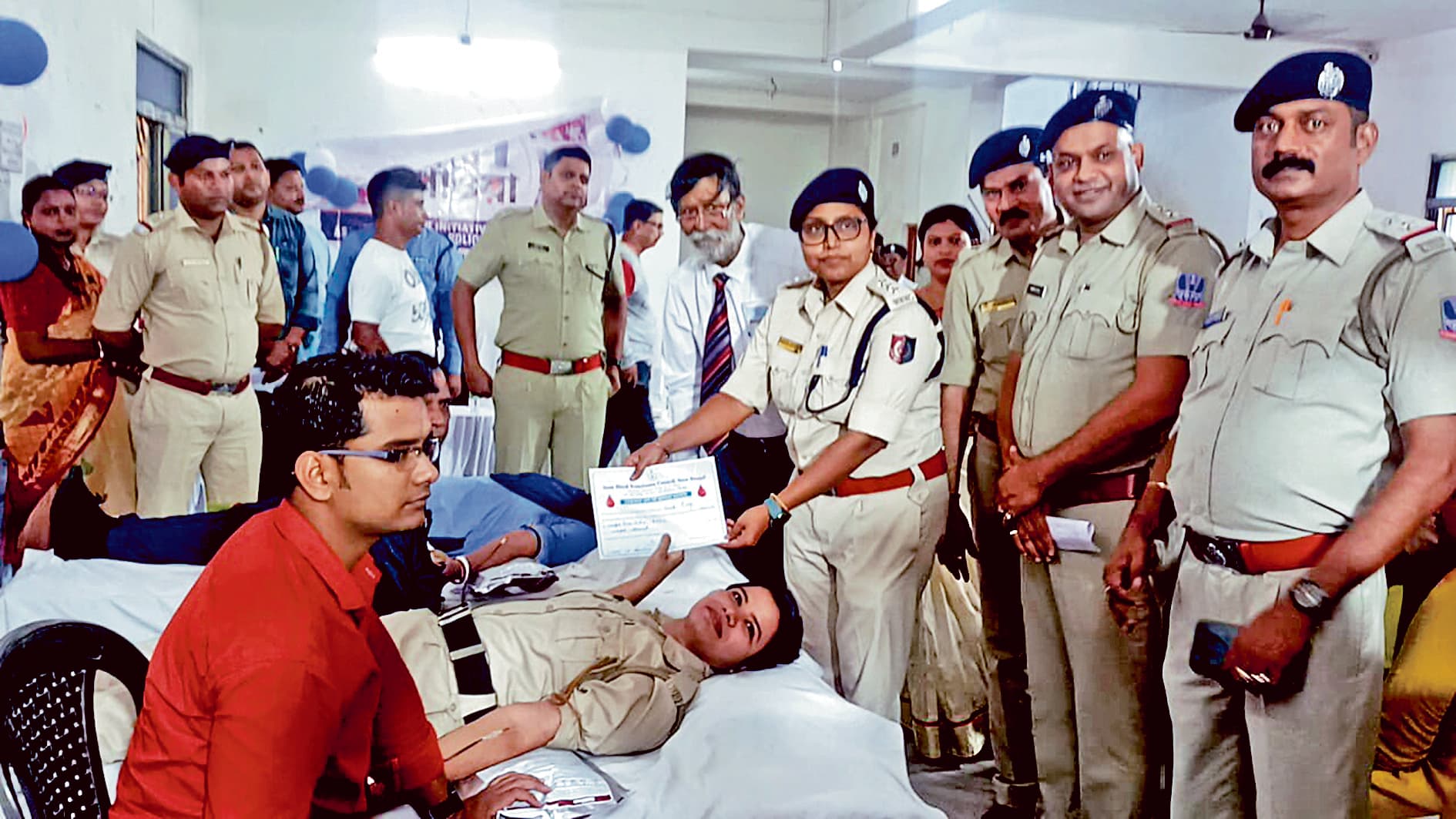 उत्सर्ग : हीरापुर थाने में रक्तदान के जरिये 60 यूनिट रक्त संग्रह