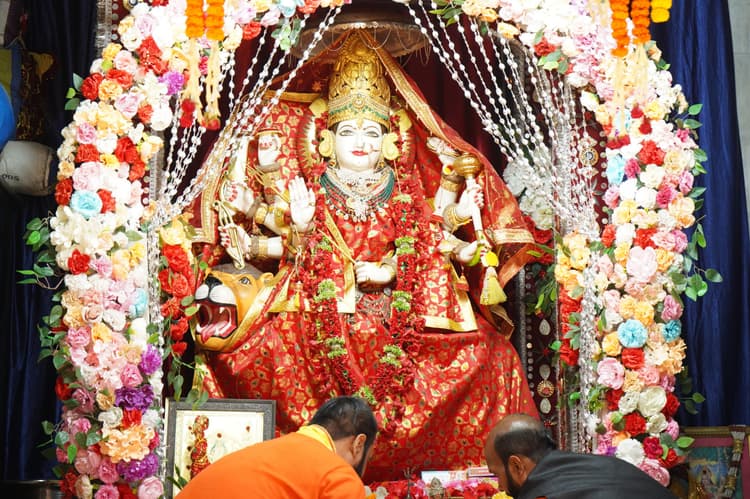 ranchi news : ज्योति संगम दुर्गा मंदिर, अपर बाजार का 21वां वार्षिकोत्सव मनाया गया