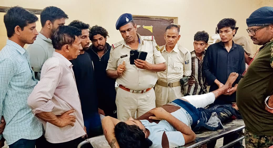 Gopalganj News : ऑर्केस्ट्रा देखने आये युवक को मारी गोली, प्रेम-प्रसंग का था विवाद