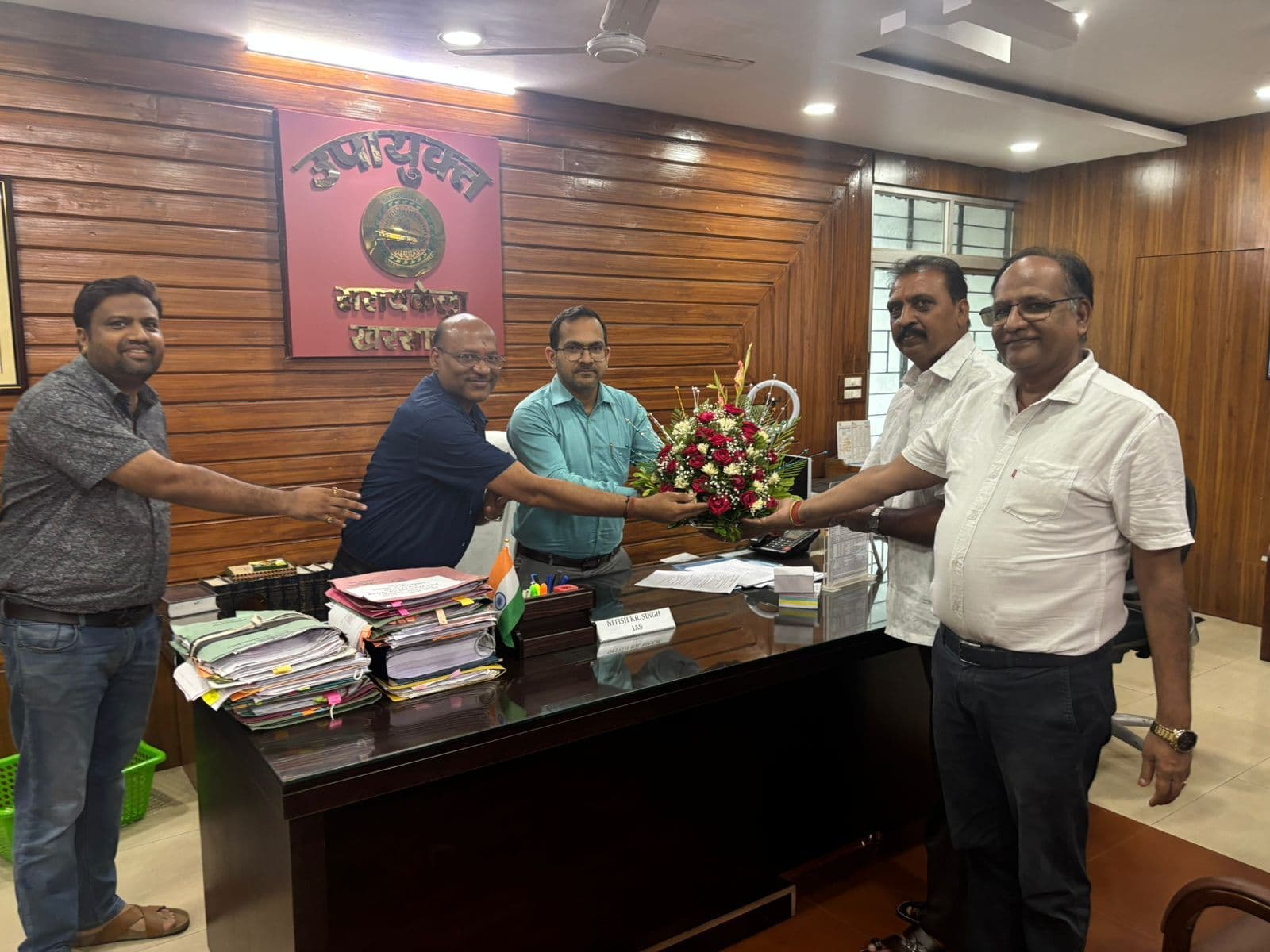 Seraikela Kharsawan News : सड़क दुर्घटनाओं पर अंकुश लगाने को उठाये जायें कदम