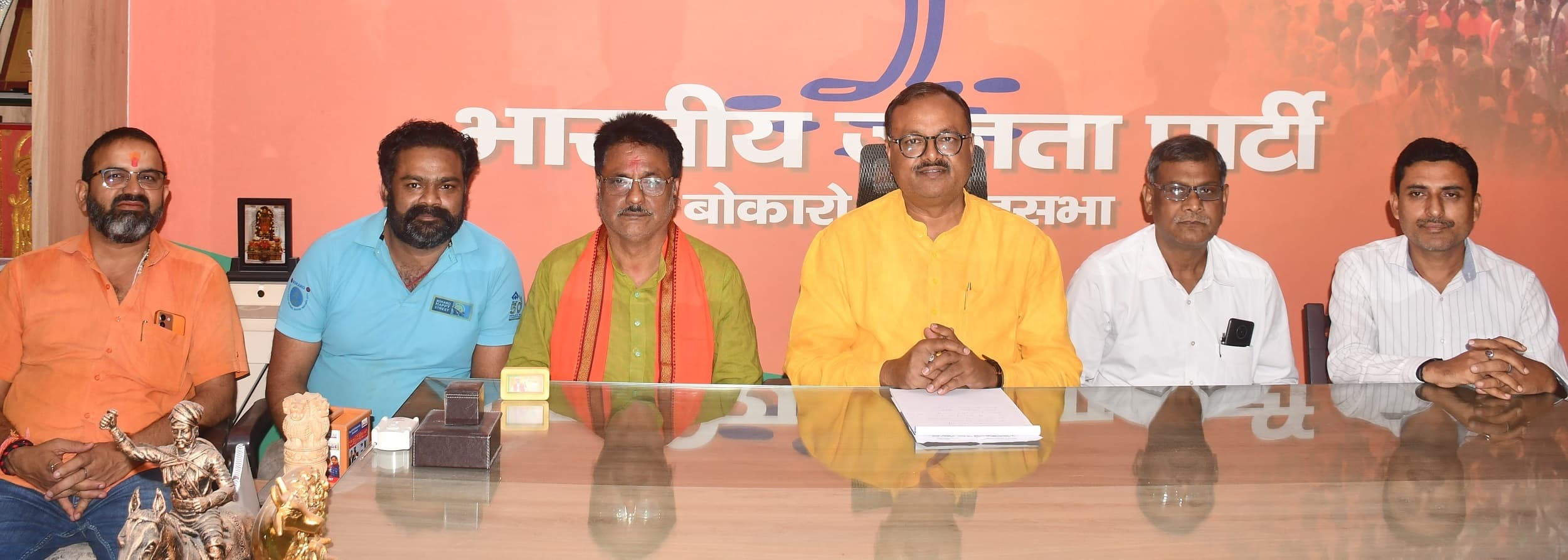 Bokaro News : विधायक ने कहा था 100 दिनों के अंदर एयरपोर्ट कराऊंगी शुरू, 200 दिन हो गये पूरे : बिरंची नारायण