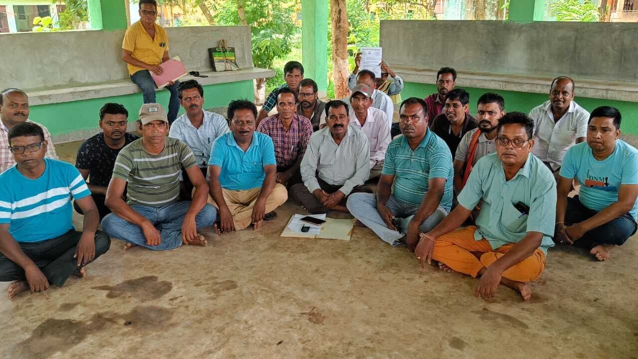 East Singhbhum News : बहरागोड़ा के कृषक मित्र हड़ताल पर एक साल से नहीं मिली प्रोत्साहन राशि