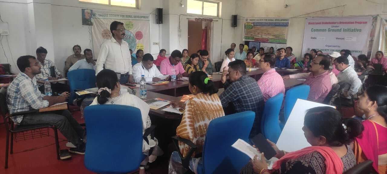 East Singhbhum News : आदिवासियों की संस्कृति है जल जंगल और जमीन : नंदलाल