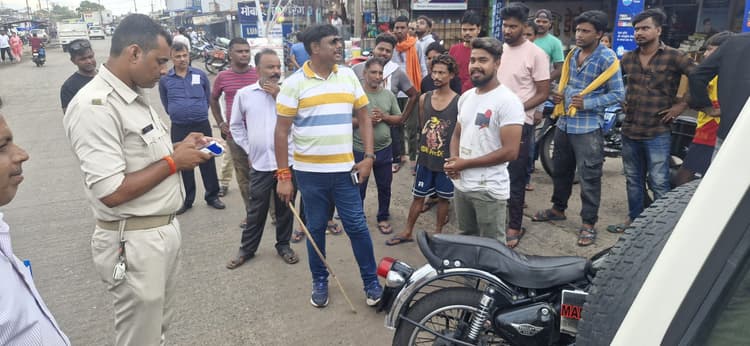 Bokaro News : कथारा ओपी व ट्रैफिक पुलिस ने चलाया वाहन चेकिंग अभियान