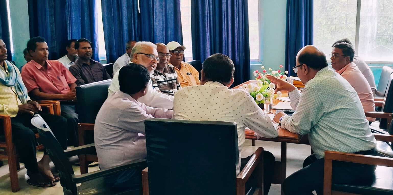 Bokaro News : टीटीपीएस प्रबंधन व ठीकेदार मजदूर यूनियन की त्रिपक्षीय वार्ता में नहीं हो सका कोई निर्णय