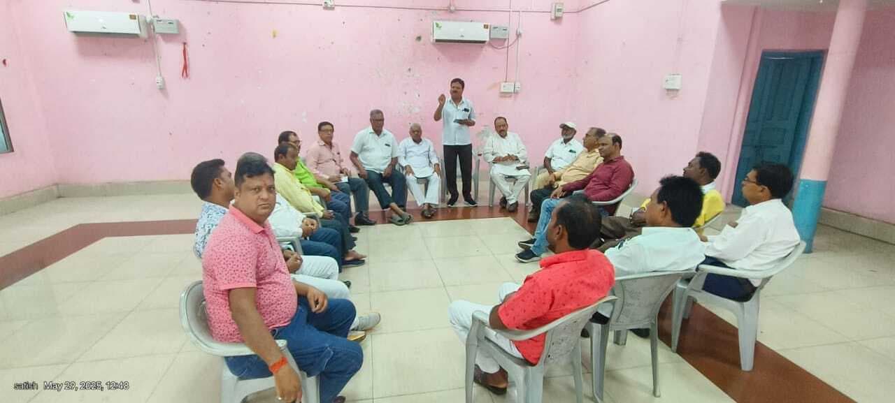 Bokaro News : देशव्यापी हड़ताल तैयारी को ले कथारा में संयुक्त ट्रेड यूनियन की बैठक