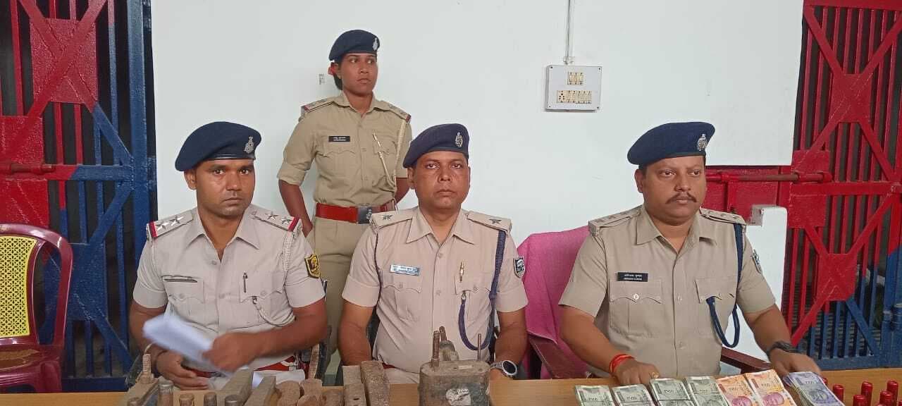 मिनीगन फैक्ट्री का पुलिस ने किया उद्वेदन, महिला गिरफ्तार