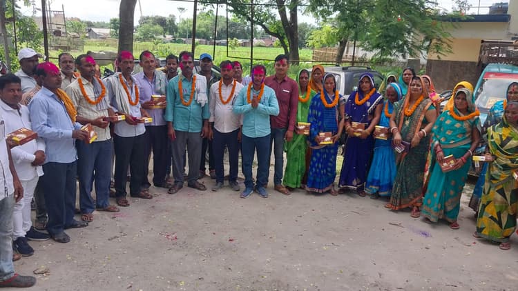 इंद्रजीत बने अध्यक्ष
