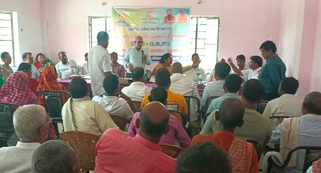 खरीफ अभियान के तहत किसानों को दी गयी उन्नत खेती की जानकारी