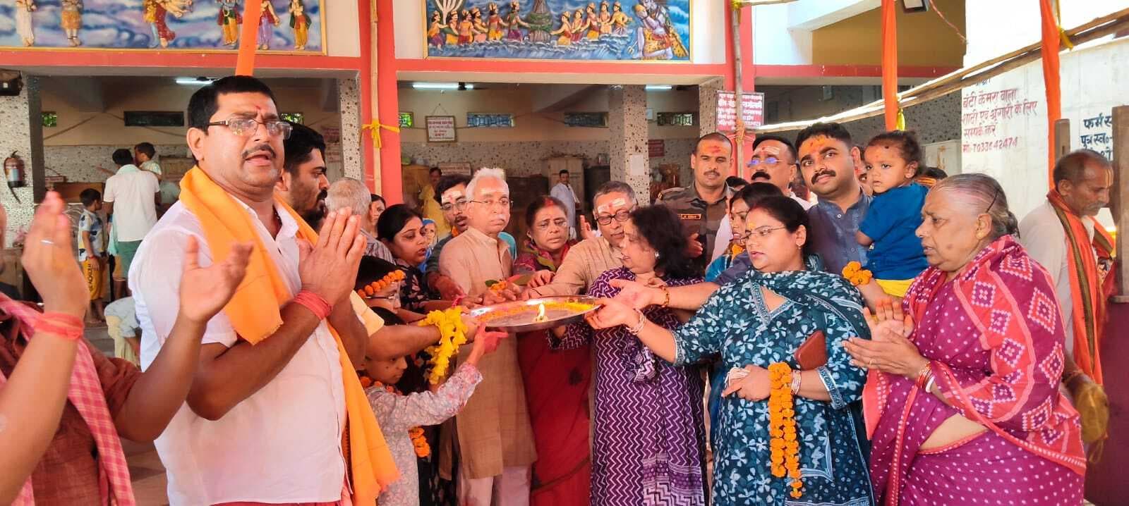 हाइकोर्ट के सीनियर जज ने की फौजदारीनाथ की पूजा