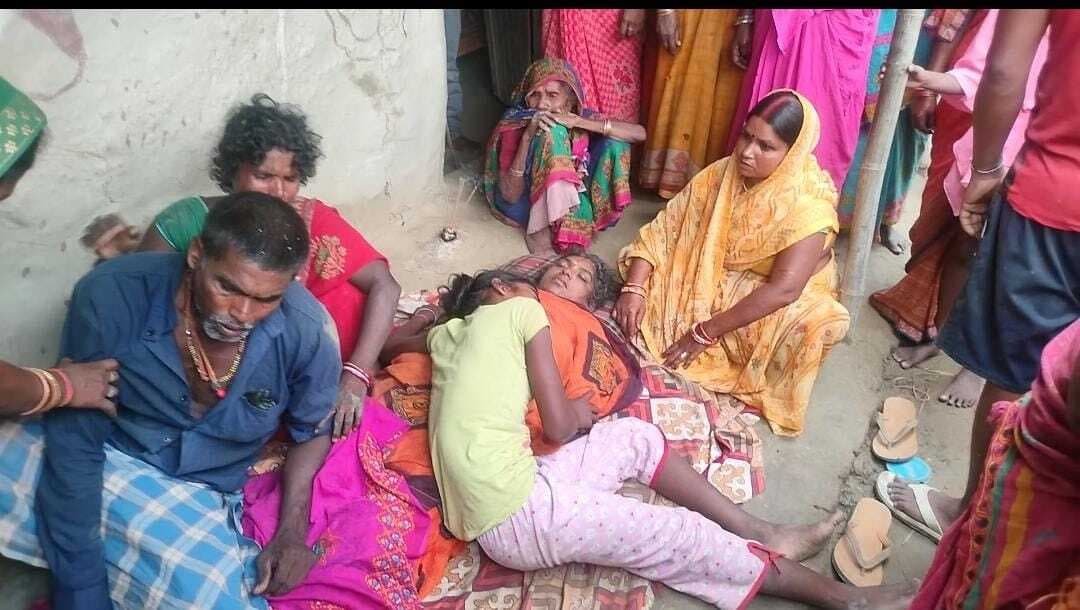 मोहनपुर में करंट लगने से महिला की मौत