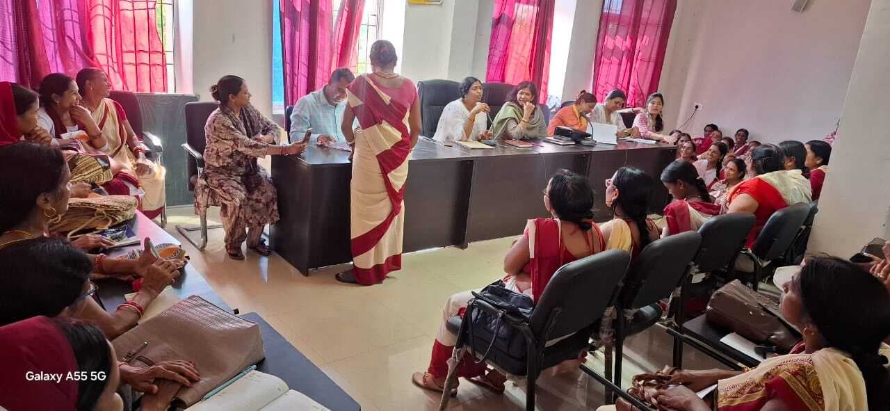 सभी लाभार्थियों के आधार को मोबाइल नंबर से लिंक कराने का निर्देश