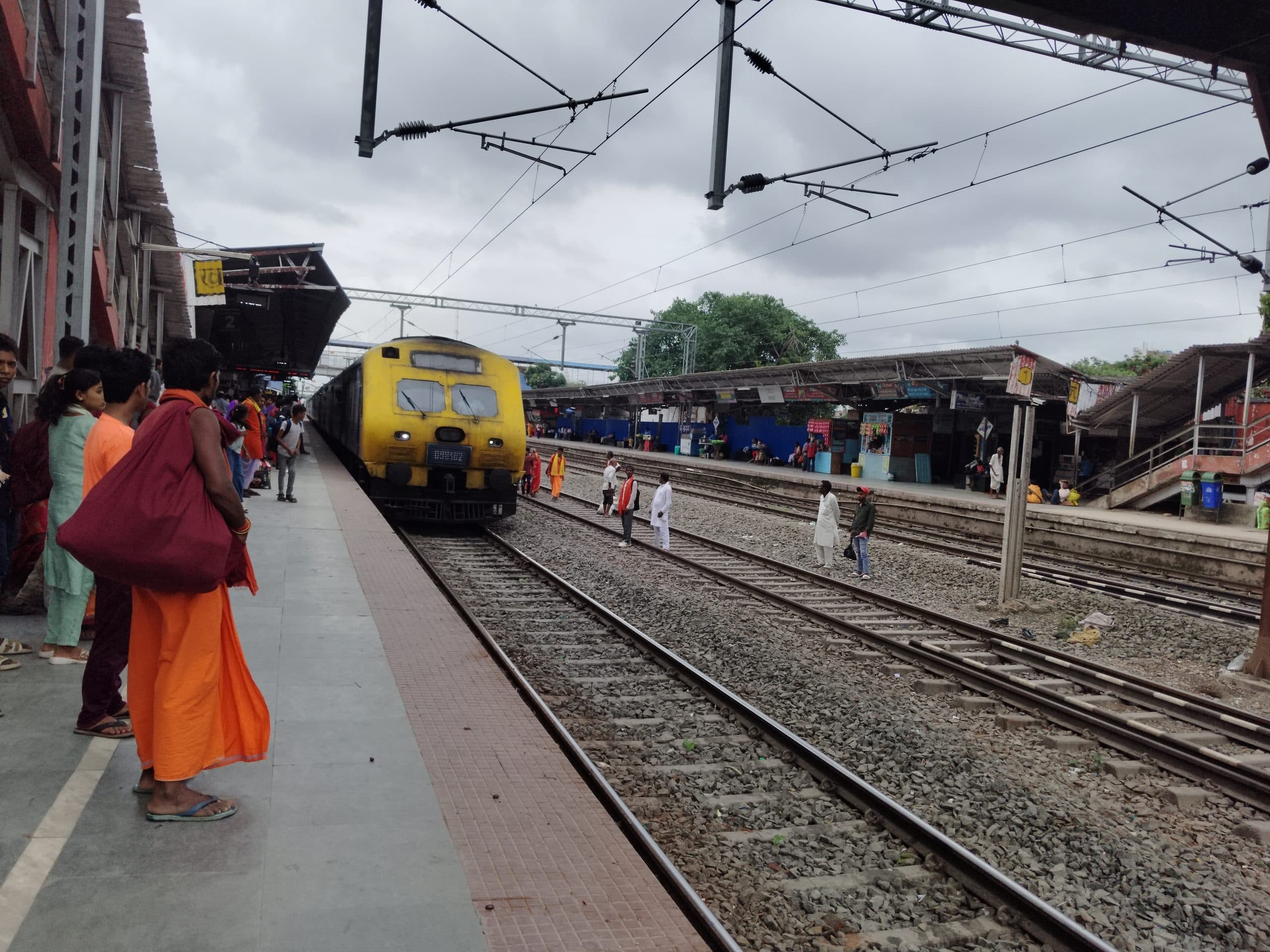 राजगीर से खगड़िया के बीच स्पेशल ट्रेन परिचालन शुरू, लोगों ने रेलमंत्री के प्रति जताया आभारखगड़िया।