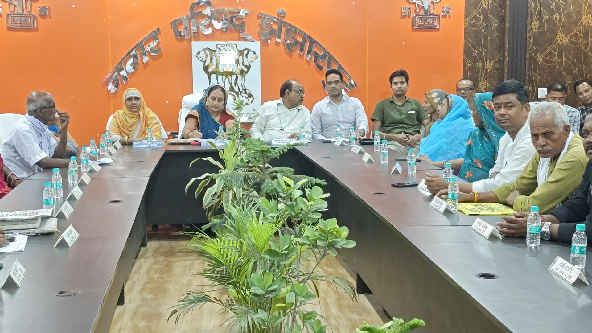 Madhubani News : नगर परिषद की आमसभा की बैठक में 137 सड़क व 79 नाले के निर्माण का प्रस्ताव पारित