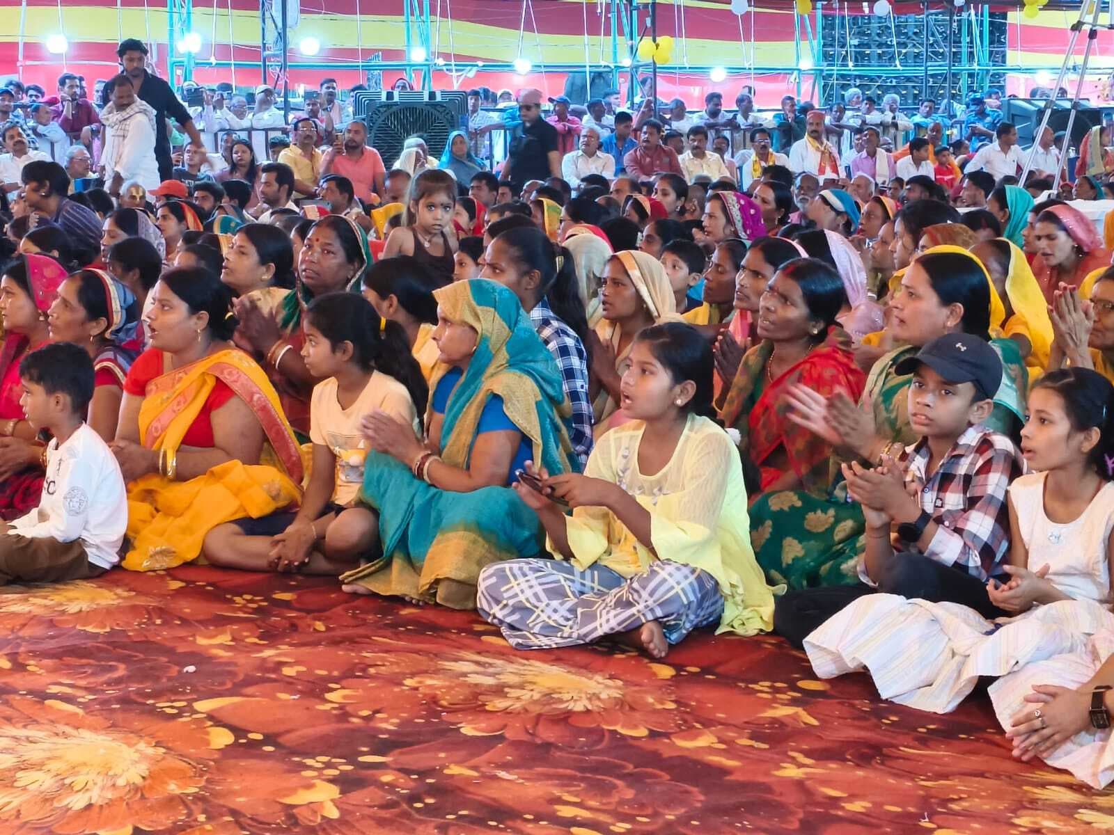 Samastipur News:अहंकारियों से दूर हो जाते हैं भगवान : जया किशोरी