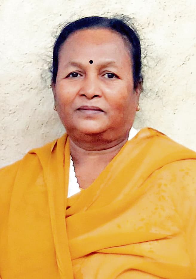 Chaibasa News : शिक्षा से समाज बदल रहीं विमला