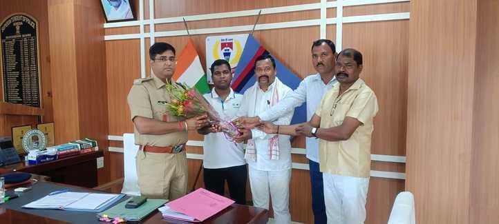 नये एसपी से मिला पुलिस एसोसिएशन का प्रतिनिधिमंडल