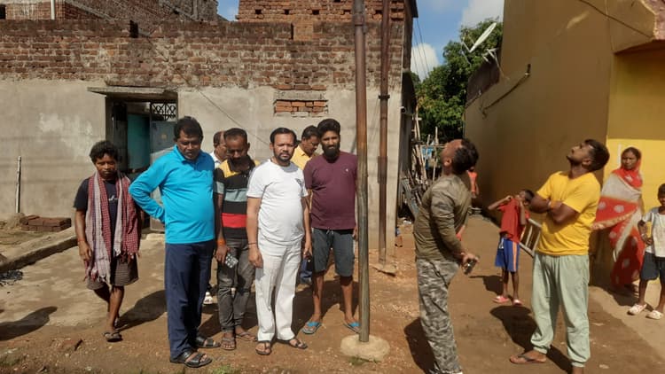 Bokaro News : करंट से महिला की मौत, मृतका के हैं तीन विकलांग बच्चे