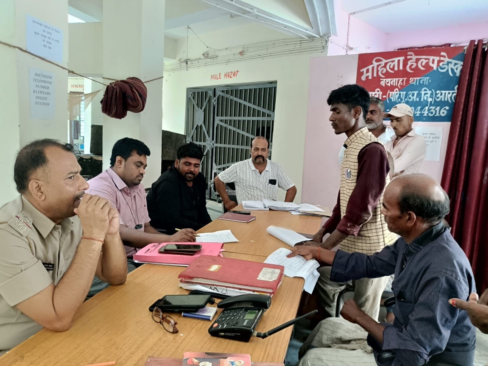 Sitamarhi : सीओ व थानाध्यक्ष ने किया जमीन संबंधी विवादों का निबटारा