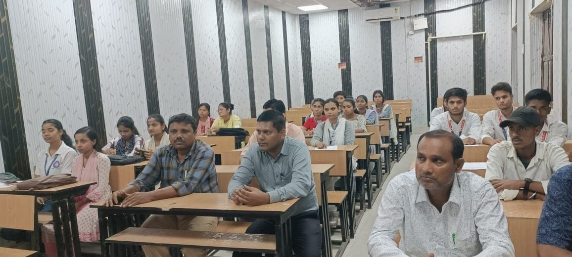 Sitamarhi : जीवन है अनमोल, तंबाकू छोड़ें, स्वास्थ्य के लिये है खतरनाक : प्राचार्य