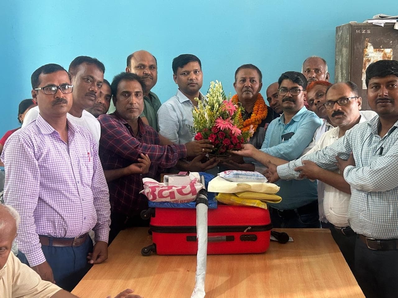 Motihari: जिला स्कूल में विदाई समारोह आयोजित