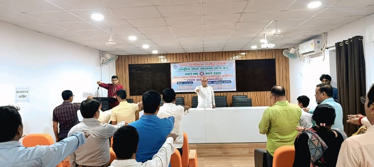 hajipur news. तम्बाकू से स्वास्थ्य, परिवार व समाज तीनों होते बर्बाद : प्राचार्य