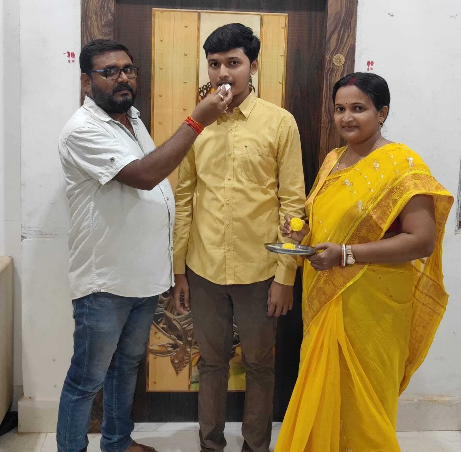 साइंस के जिला टॉप टेन में जरमुंडी के बच्चों ने किया धमाल