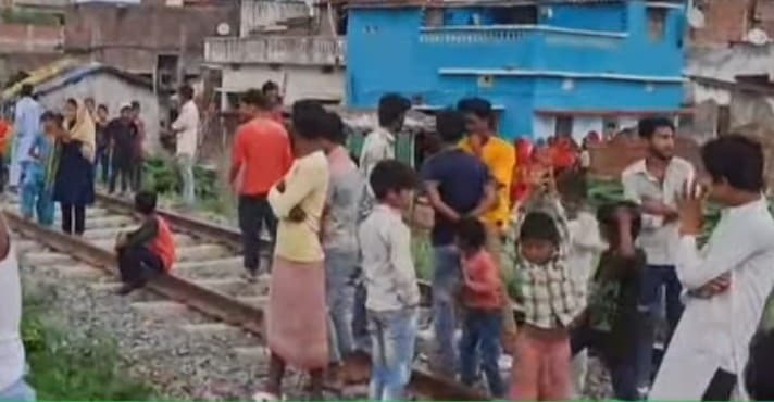 Sitamarhi : ट्रेन से कटकर युवक की मौत