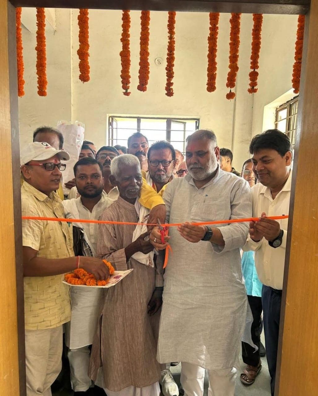 Sitamarhi : बीससूत्री की पहली बैठक संपन्न, अनुपस्थित अधिकारियों से स्पष्टीकरण पूछने का निर्णय