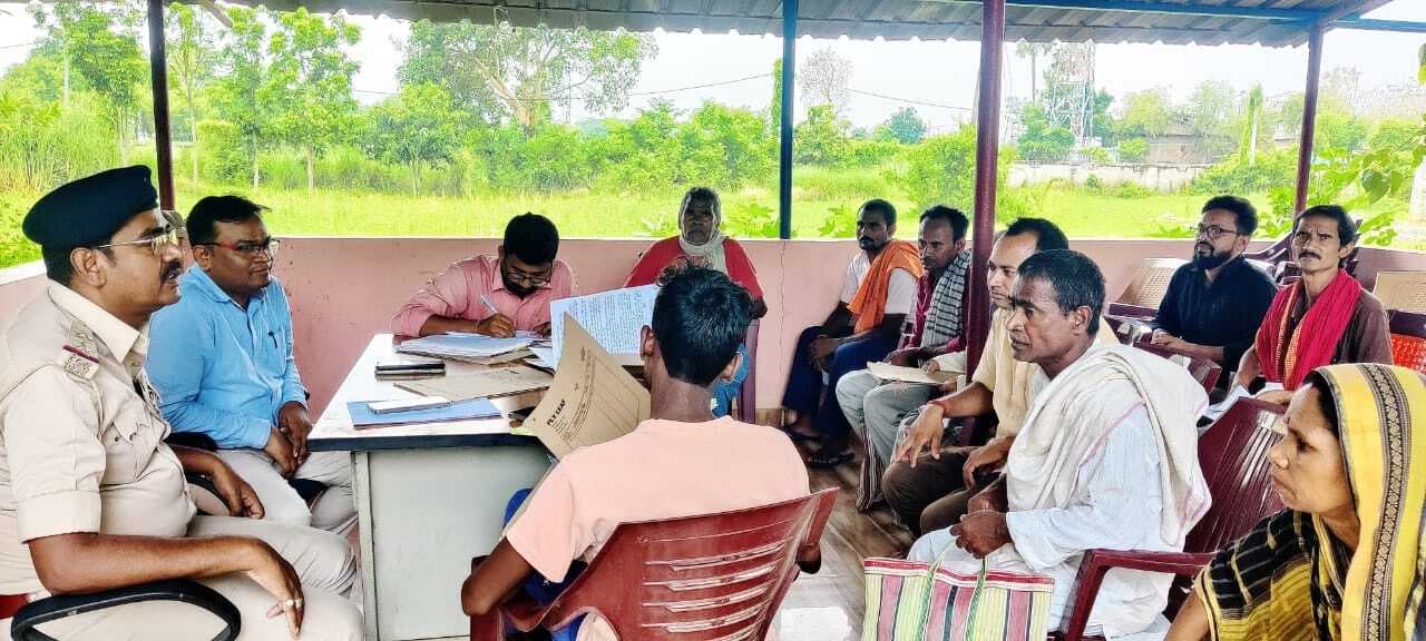 जनता दरबार में पांच मामले निष्पादित, अन्य मामलों में नोटिस जारी