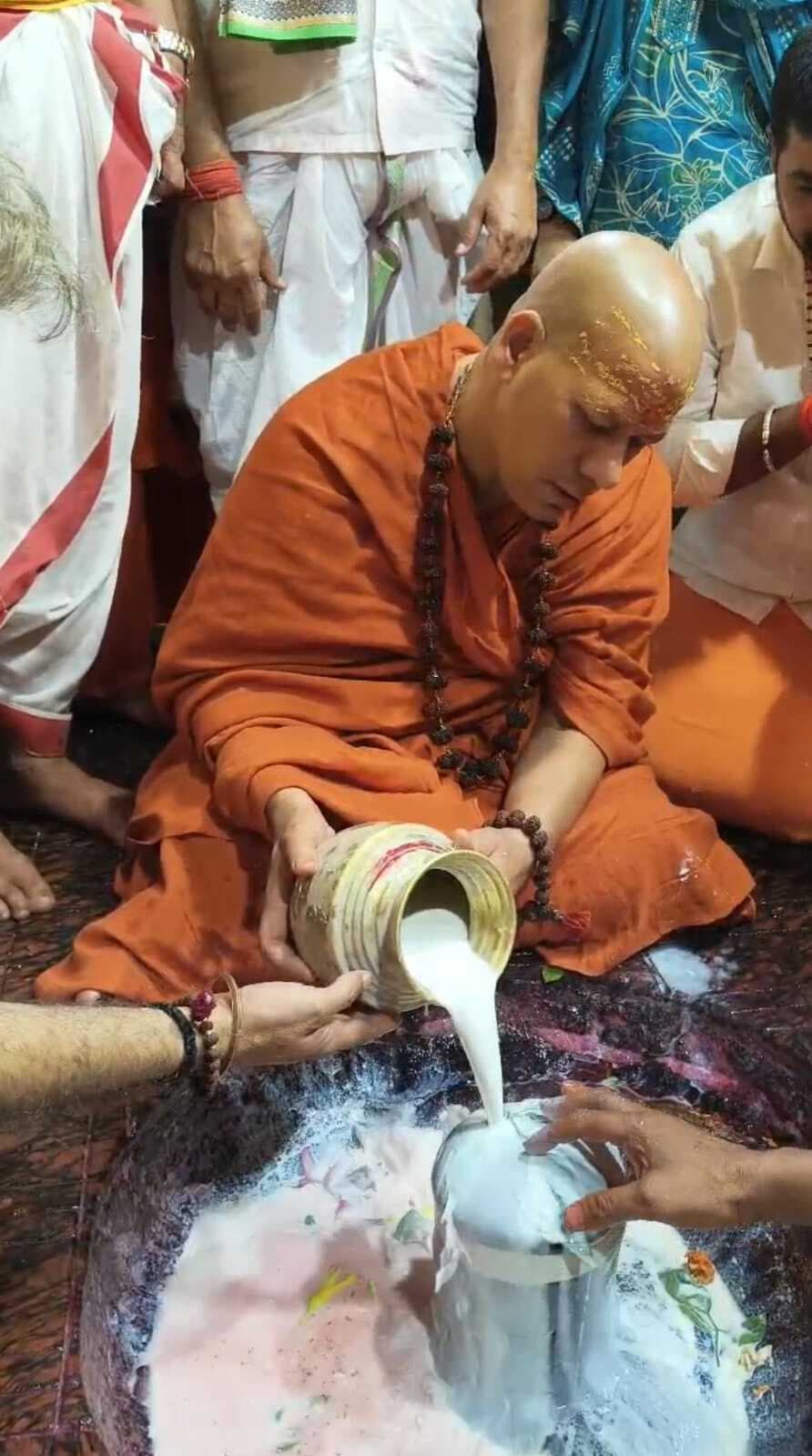 महामंडलेश्वर कैलाशानंद गिरी ने की फौजदारीनाथ की पूजा