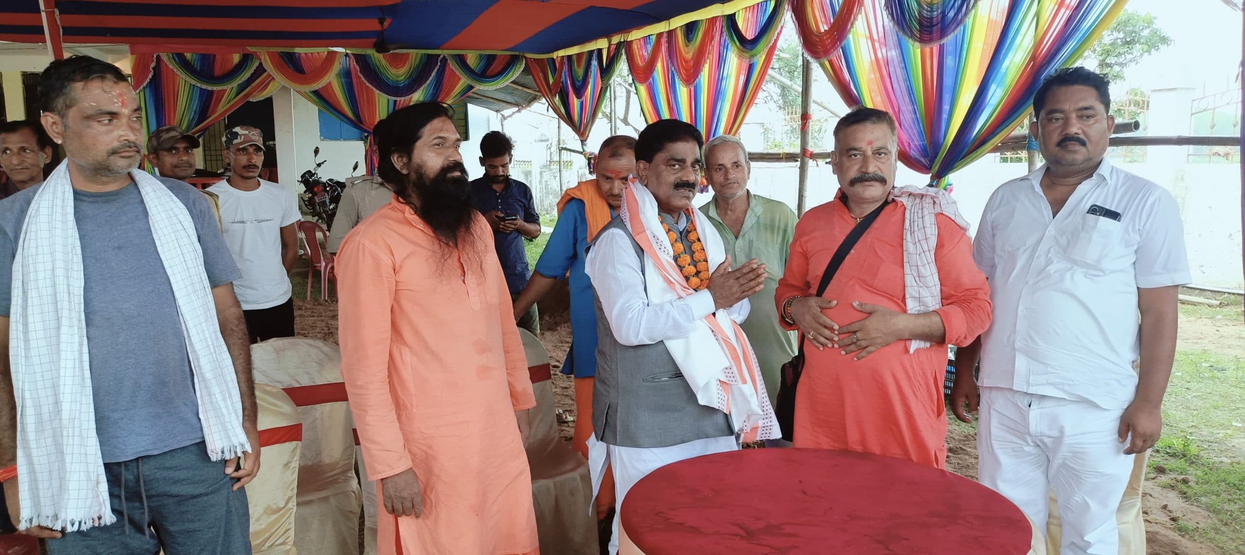 शिवशक्ति महायज्ञ में पहुंचे धोरैया विधायक, क्षेत्र की खुशहाली की मांगी मन्नत