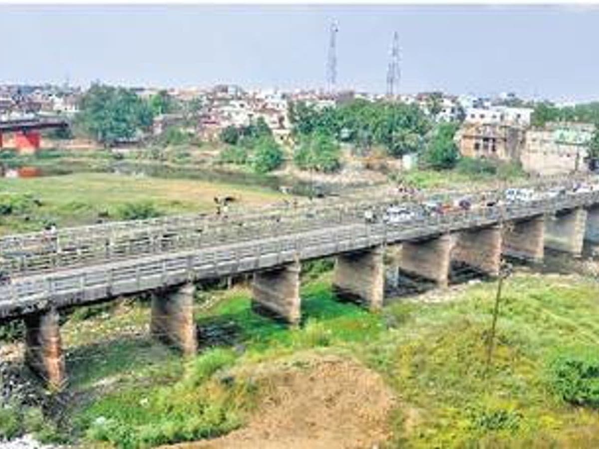 Bihar News: बिहार के इस शहर से गुजरती हैं 8 नदियां, कहीं सूखी कहीं बहती है अविरल धारा