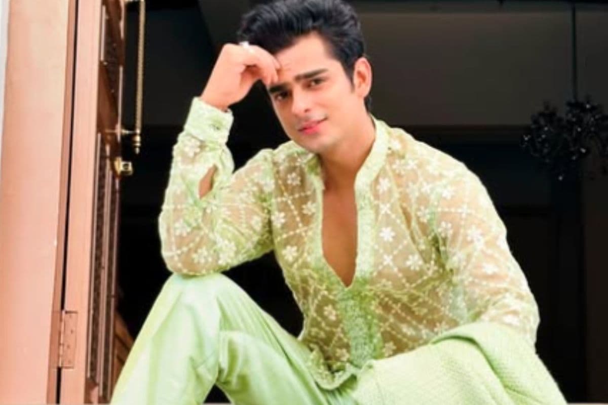 Anupama के इस एक्टर ने गर्लफ्रेंड को ब्लैकमेल करने के आरोप पर तोड़ी चुप्पी, कहा- वह अनजान कोई लड़की…